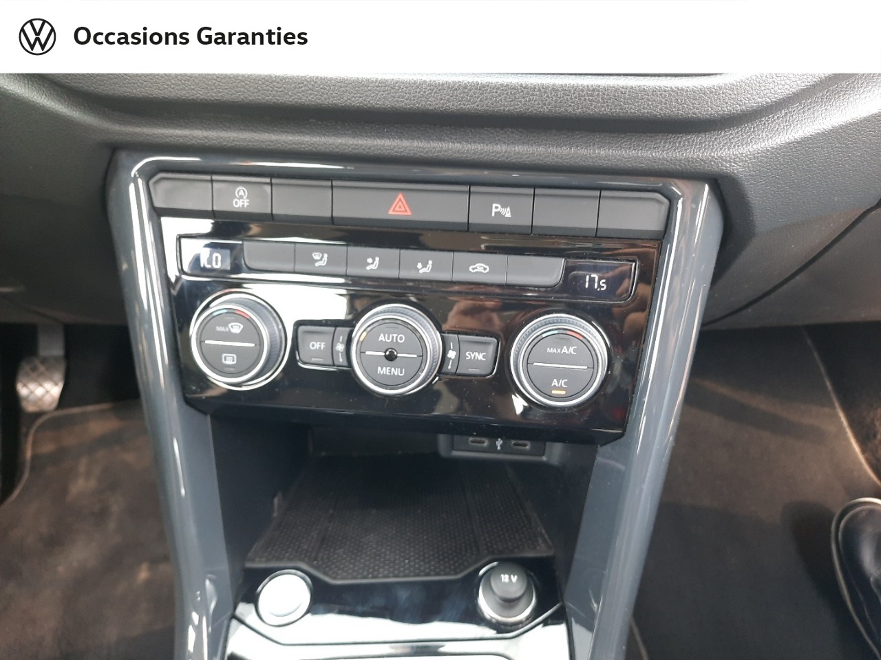 Voitures occasions VOLKSWAGEN T-ROC Carat Lens