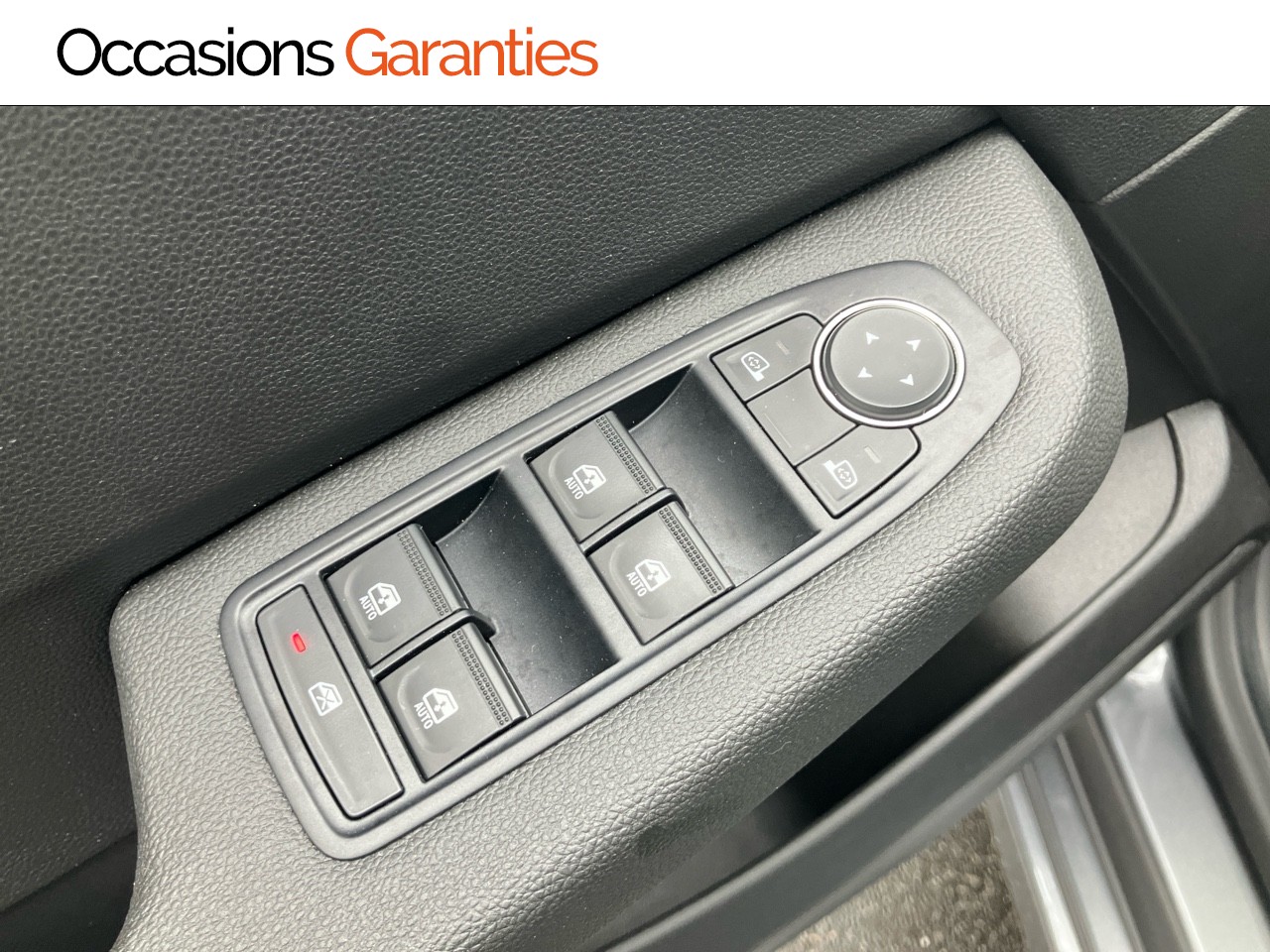 Voitures occasions RENAULT CLIO Evolution Villeneuve-d'Ascq