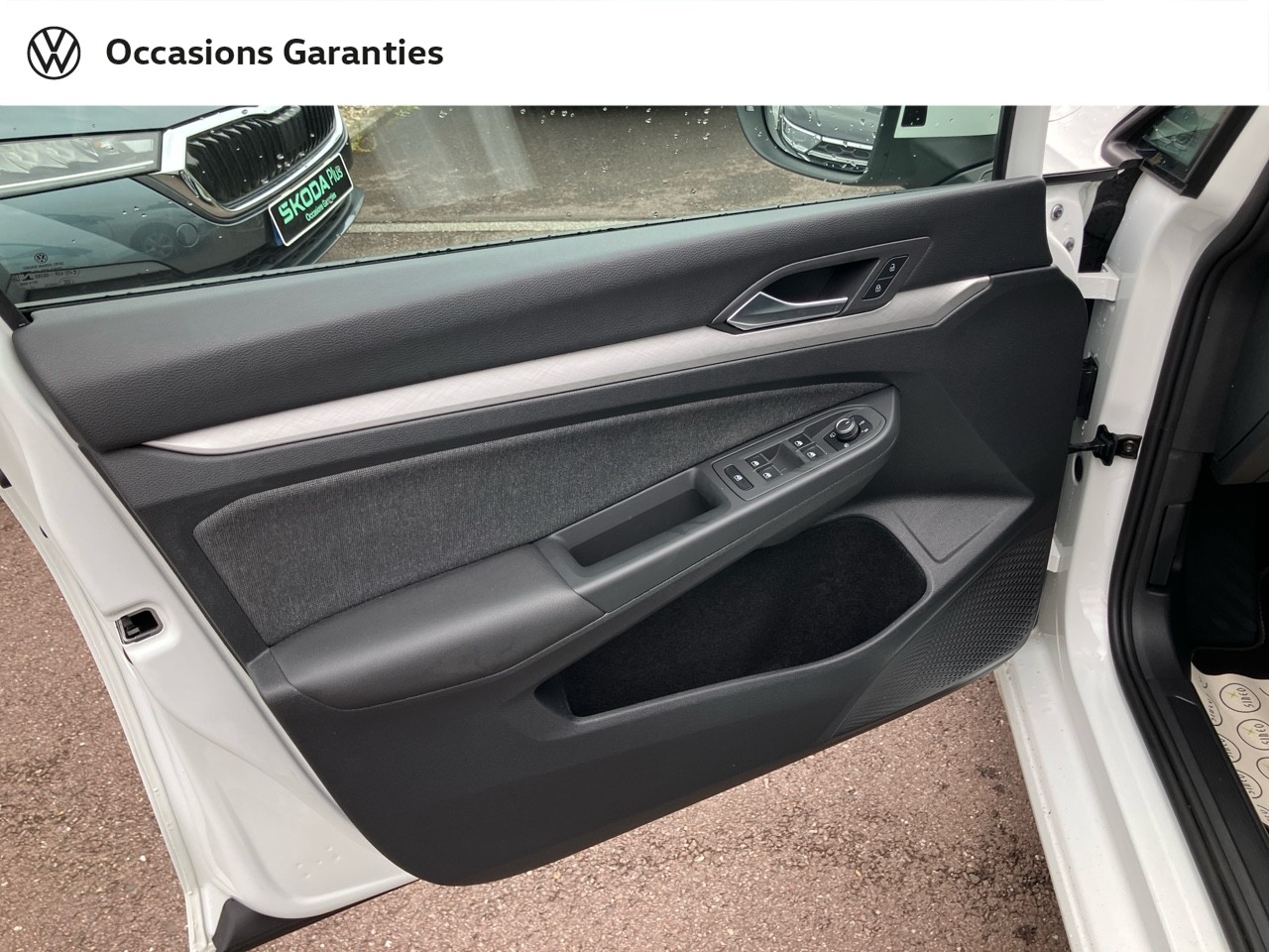 Voitures occasions VOLKSWAGEN GOLF Life Plus Longeville-lès-Saint-Avold