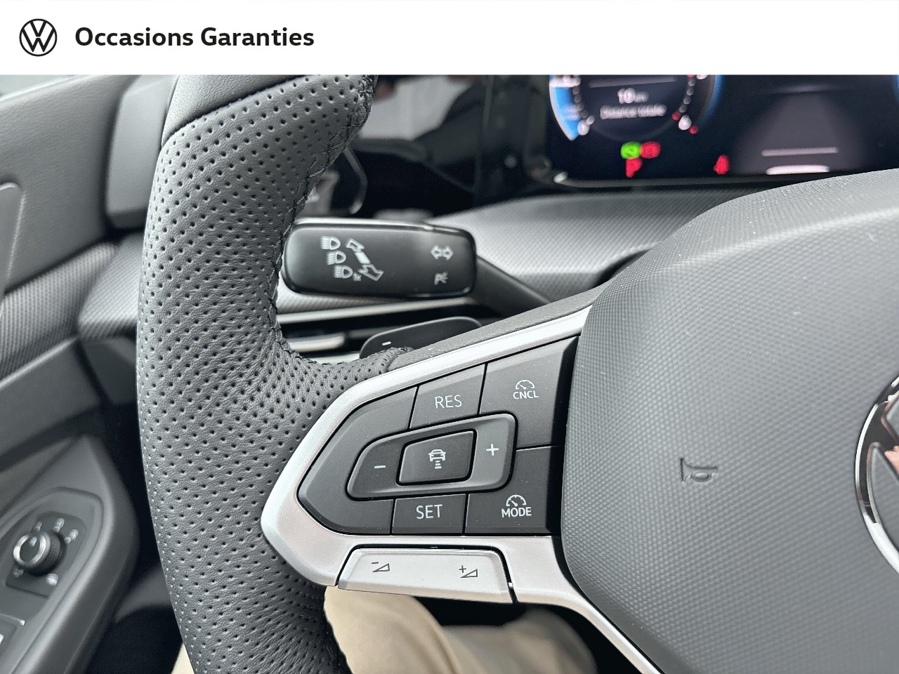 Voitures occasions VOLKSWAGEN GOLF R-Line Cesson-Sévigné