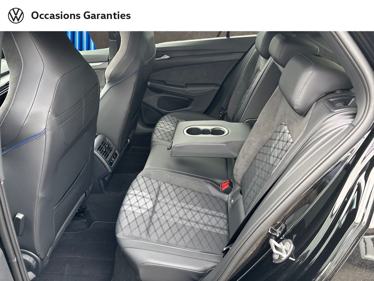 Voitures occasions VOLKSWAGEN GOLF R-Line Cesson-Sévigné