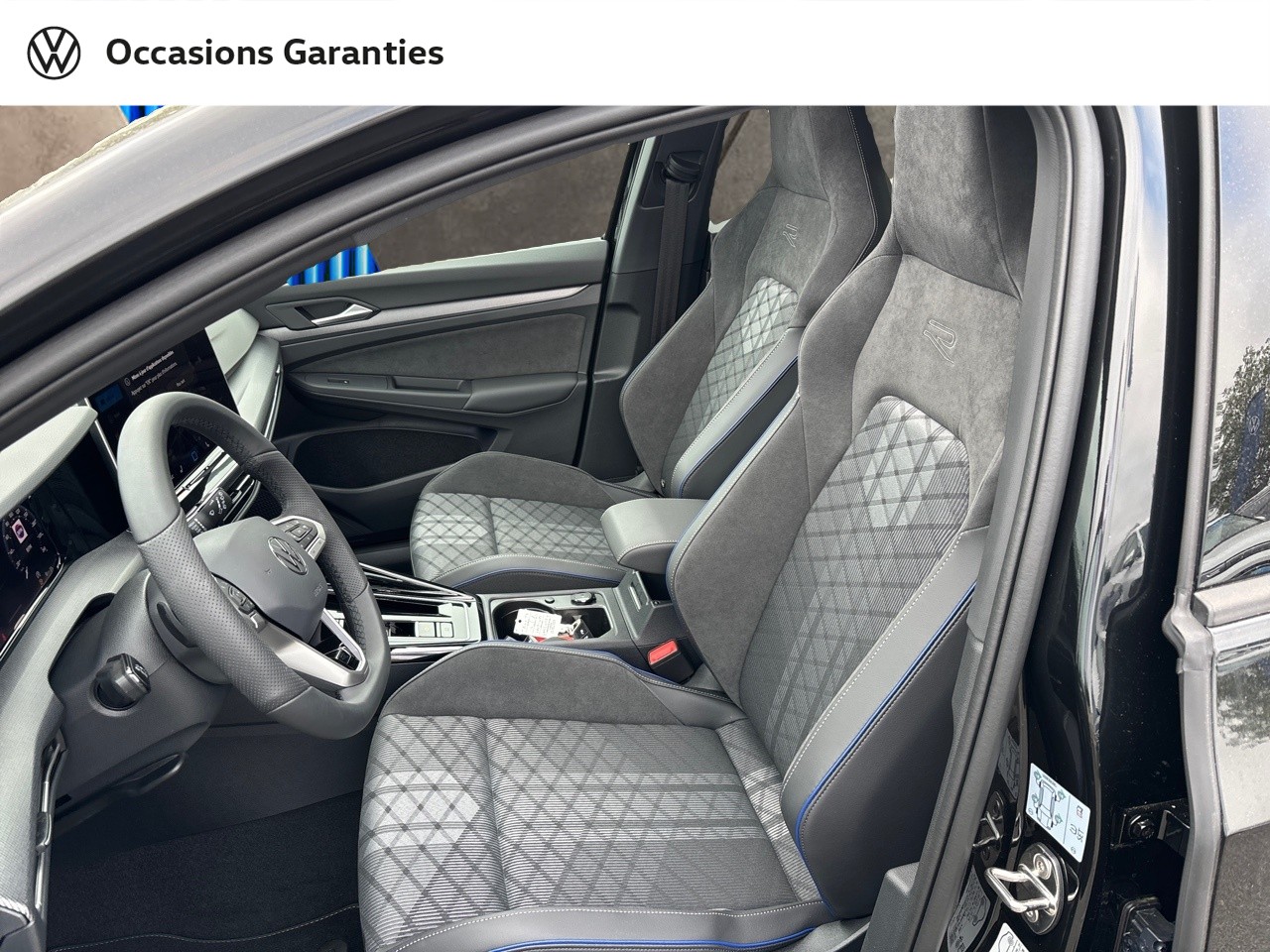 Voitures occasions VOLKSWAGEN GOLF R-Line Cesson-Sévigné