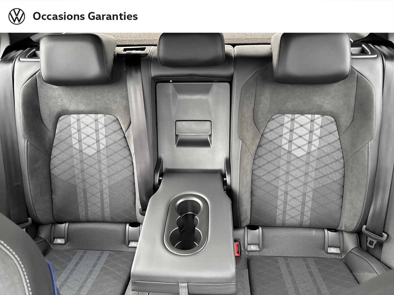 Voitures occasions VOLKSWAGEN GOLF R-Line Cesson-Sévigné