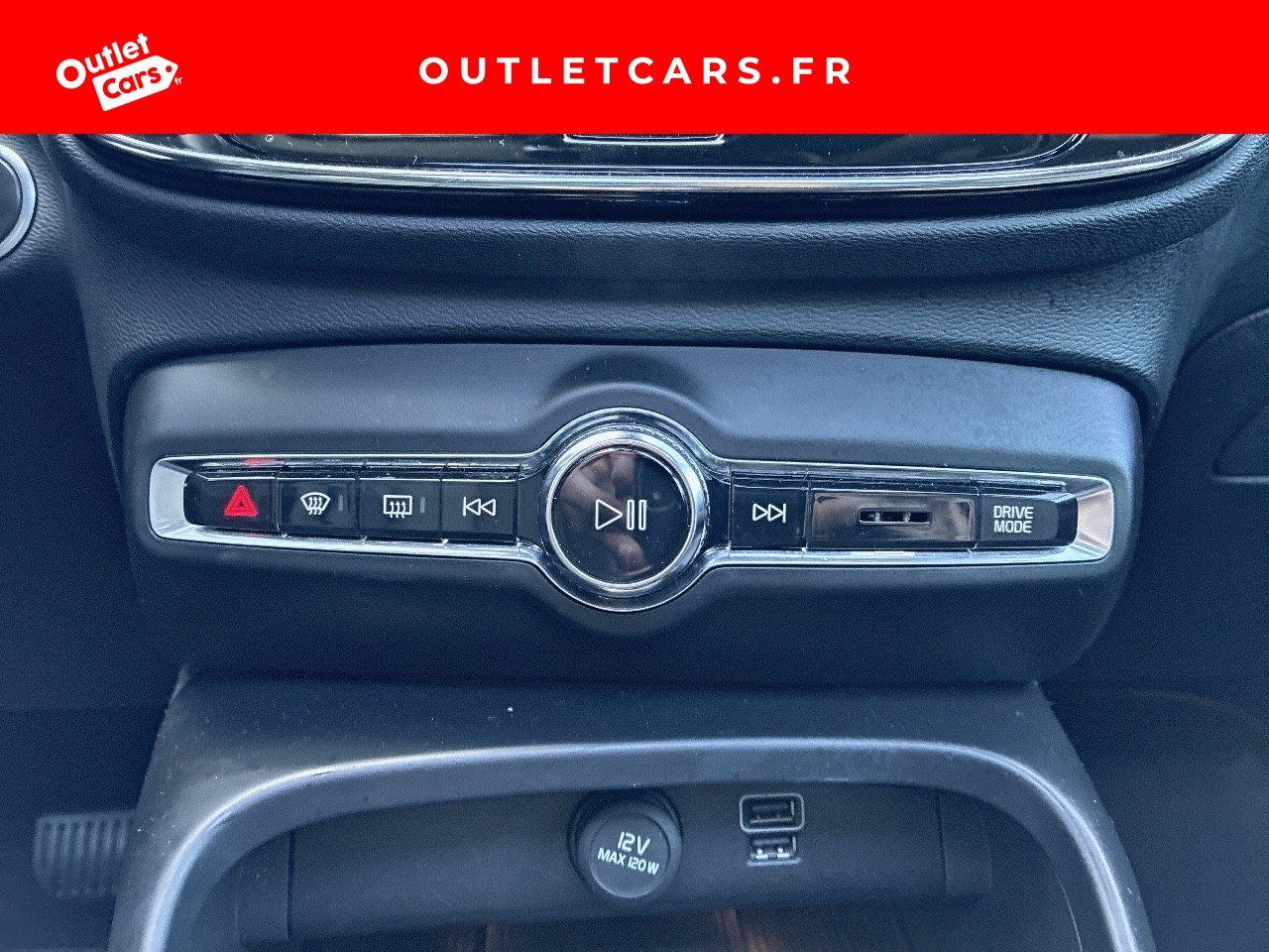 Voitures occasions VOLVO XC40 Inscription Luxe Rezé