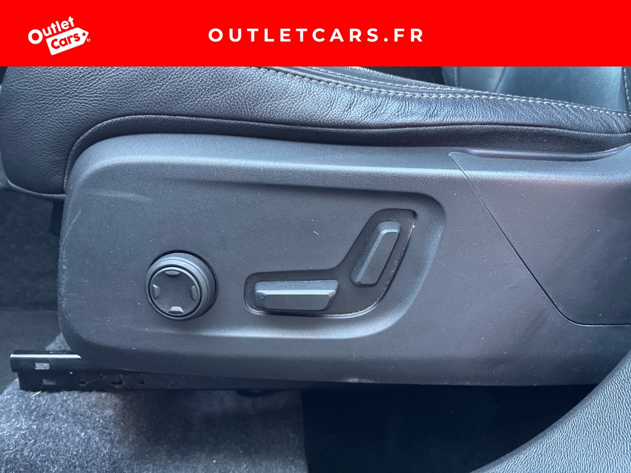 Voitures occasions VOLVO XC40 Inscription Luxe Rezé
