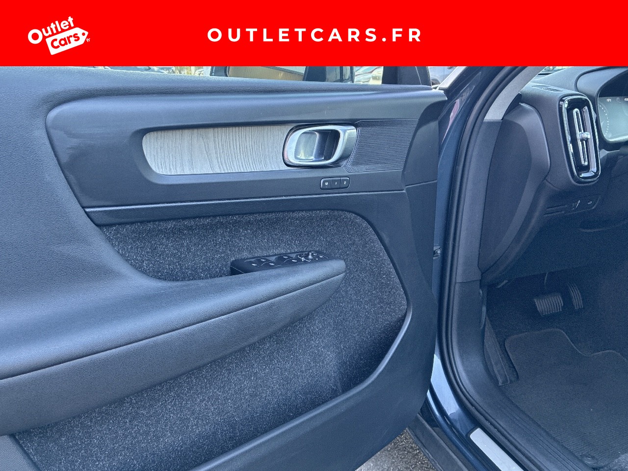 Voitures occasions VOLVO XC40 Inscription Luxe Rezé