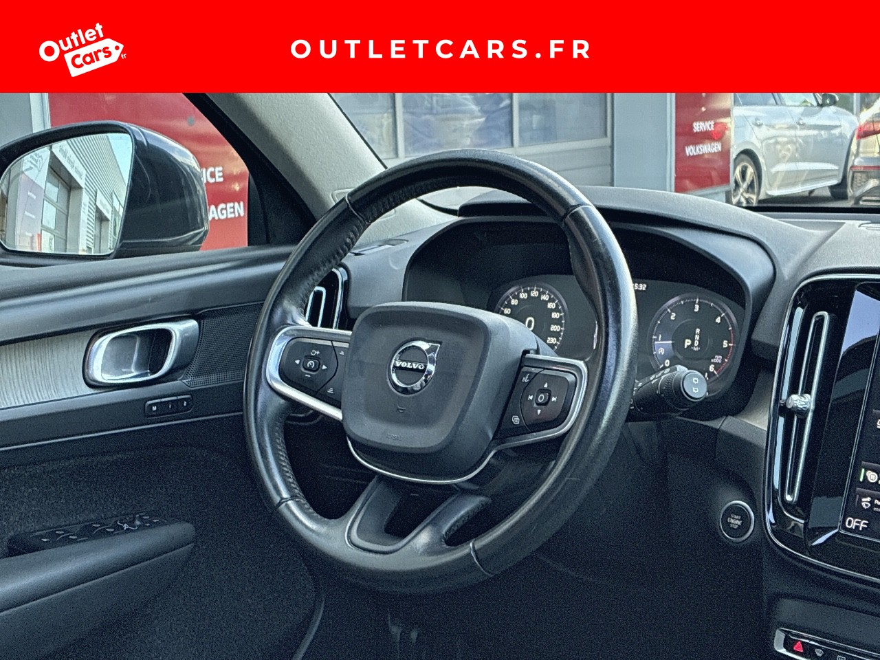 Voitures occasions VOLVO XC40 Inscription Luxe Rezé