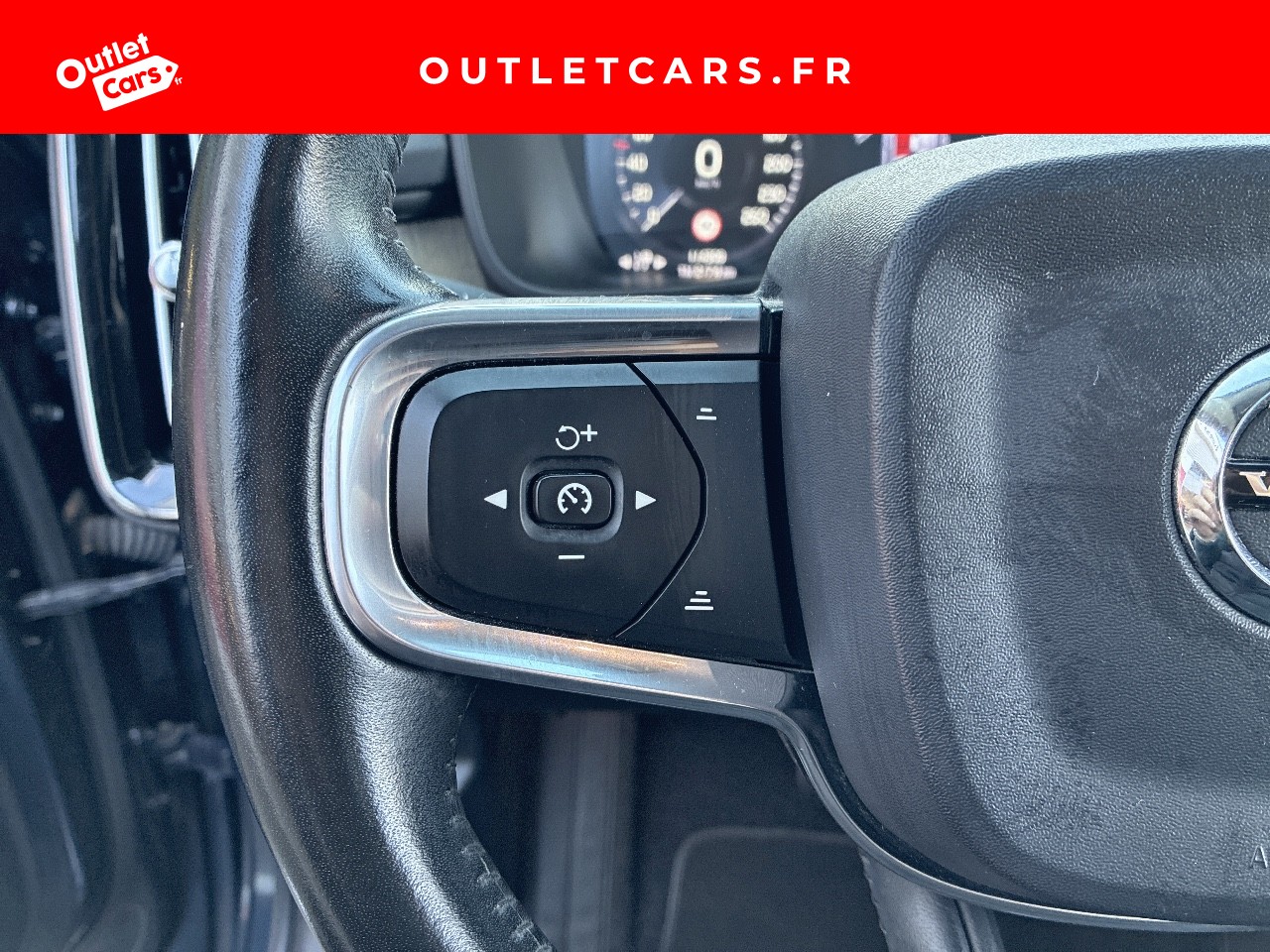 Voitures occasions VOLVO XC40 Inscription Luxe Rezé