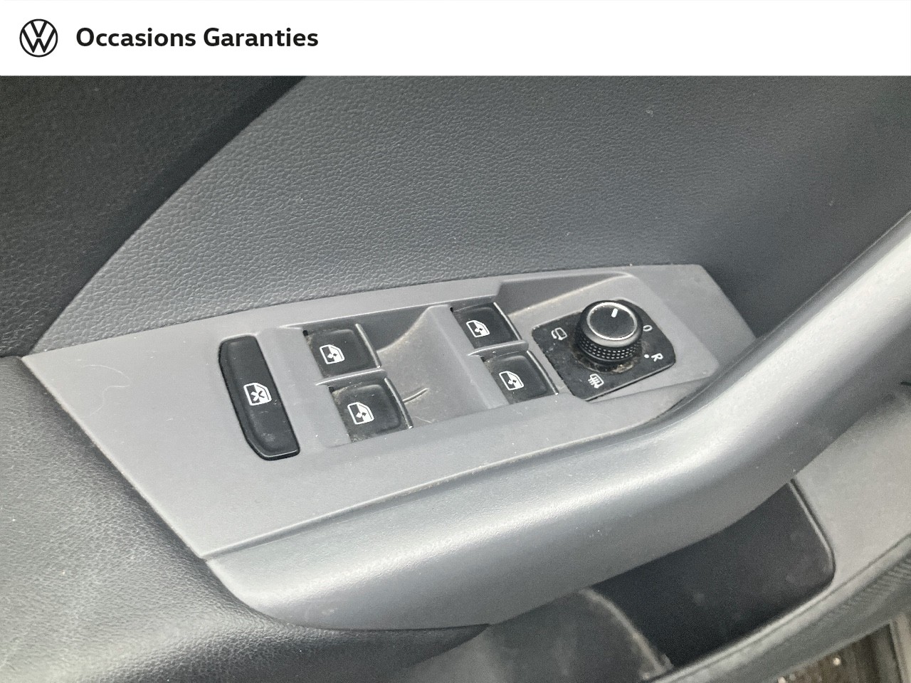 Voitures occasions VOLKSWAGEN T-CROSS Carat Villeneuve-d'Ascq