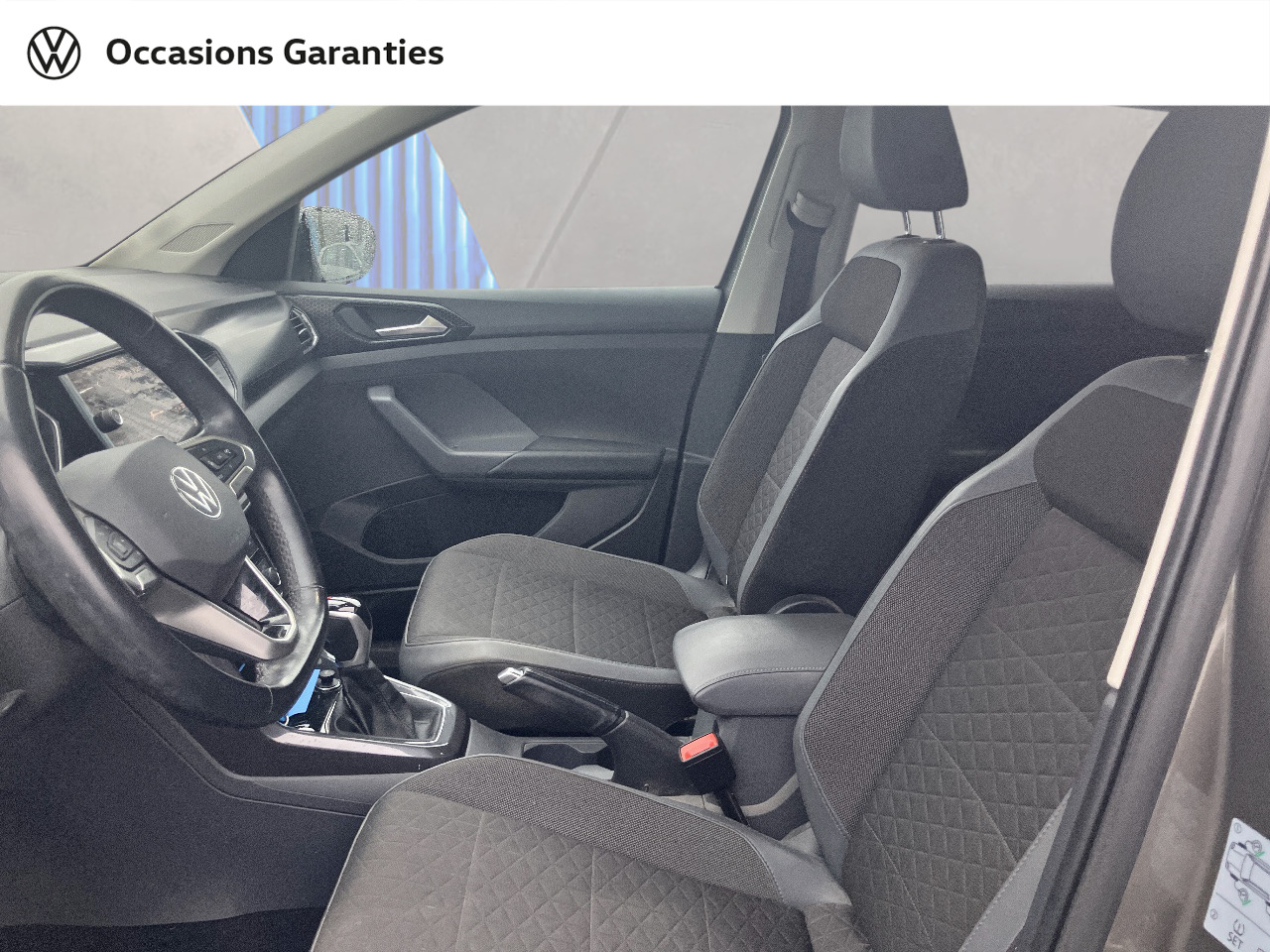 Voitures occasions VOLKSWAGEN T-CROSS Carat Villeneuve-d'Ascq