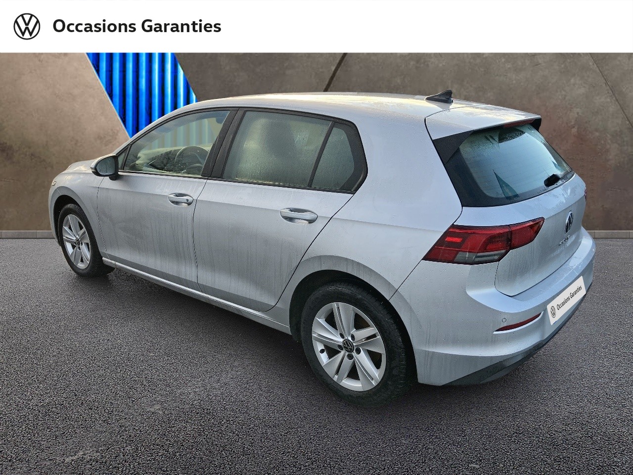 Voitures occasions VOLKSWAGEN GOLF Life 1st Orvault