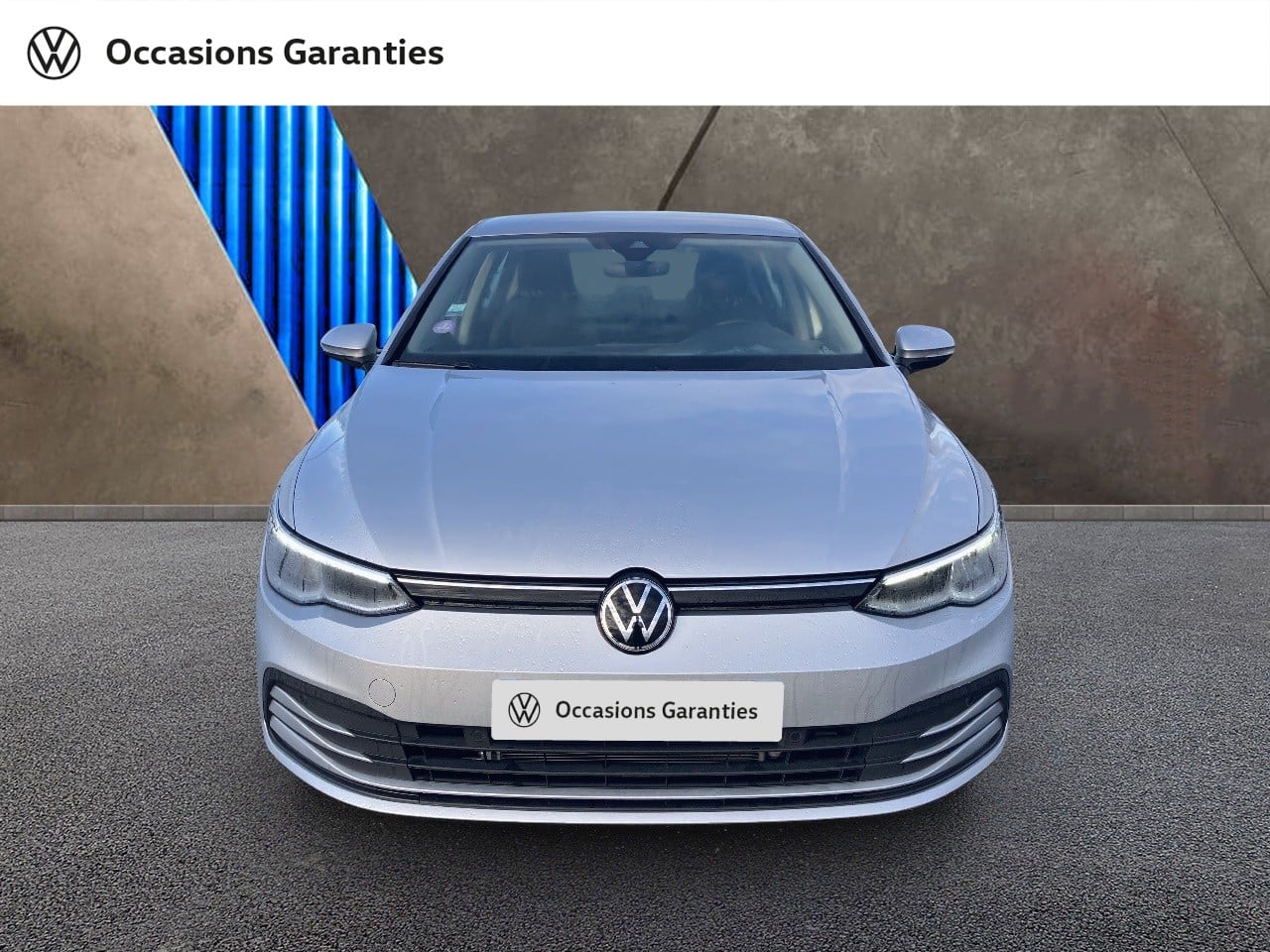Voitures occasions VOLKSWAGEN GOLF Life 1st Orvault