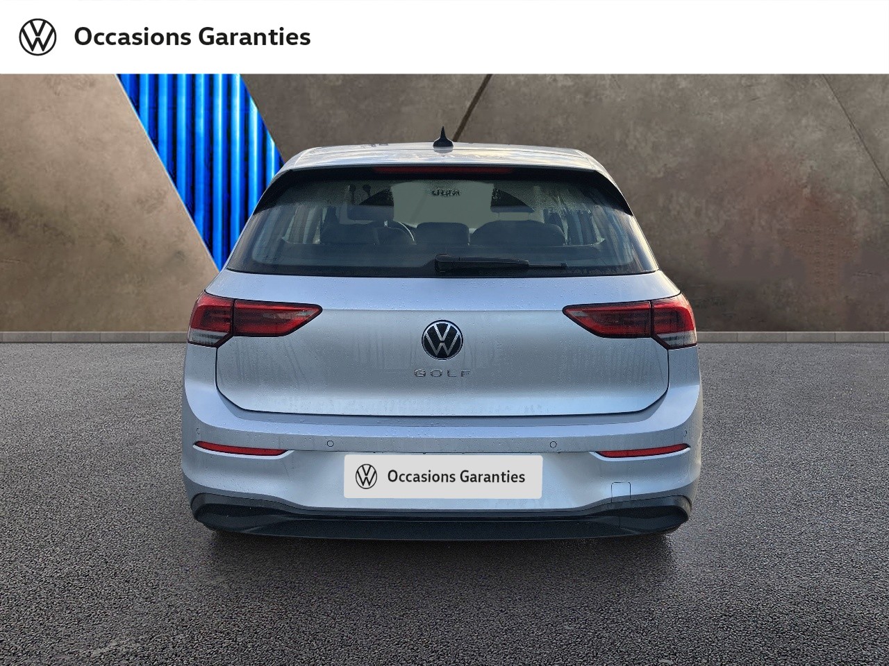 Voitures occasions VOLKSWAGEN GOLF Life 1st Orvault
