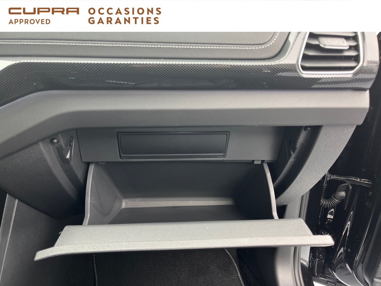 Voitures occasions VOLKSWAGEN T-CROSS R-Line Orvault