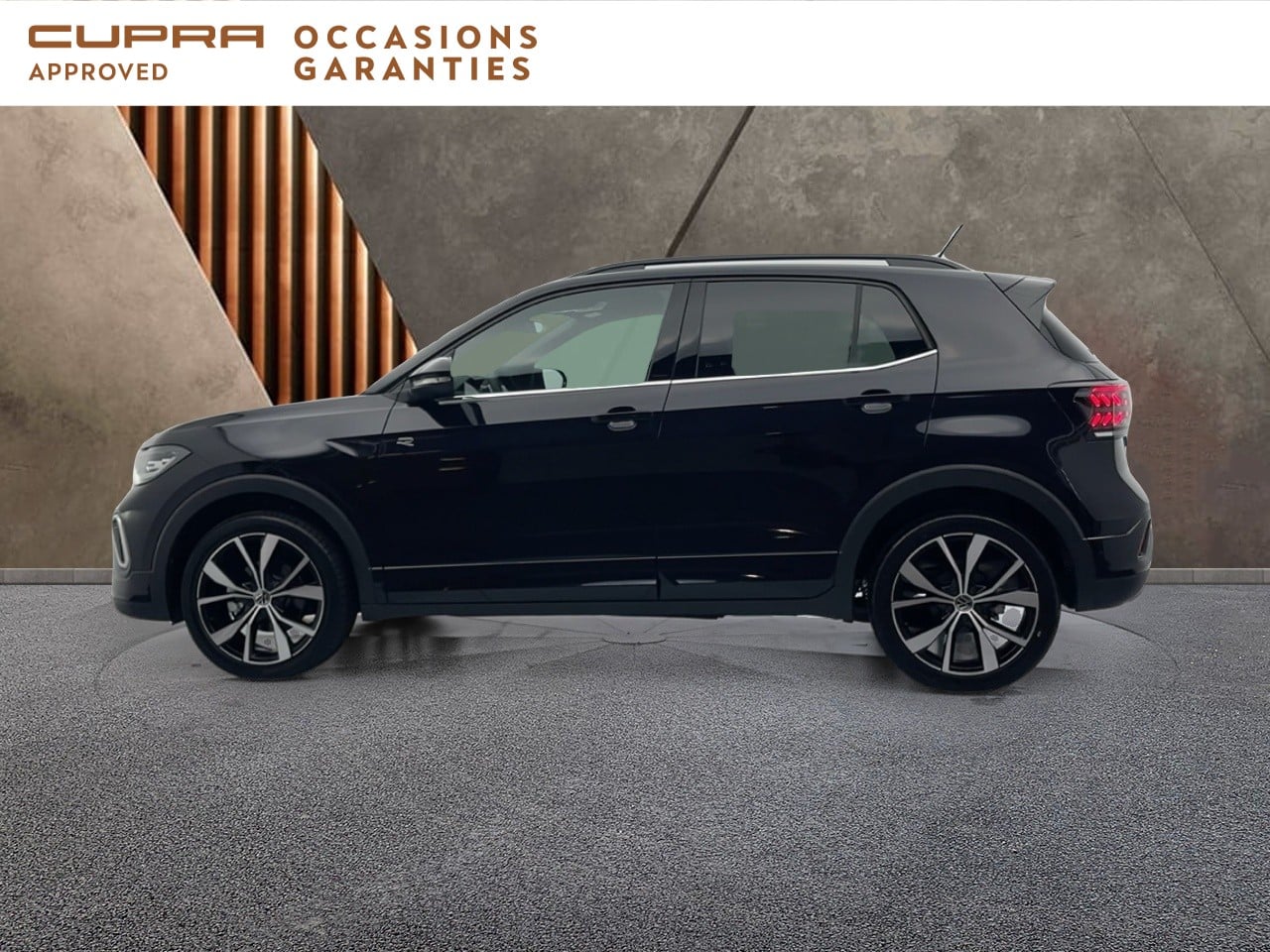 Voitures occasions VOLKSWAGEN T-CROSS R-Line Orvault
