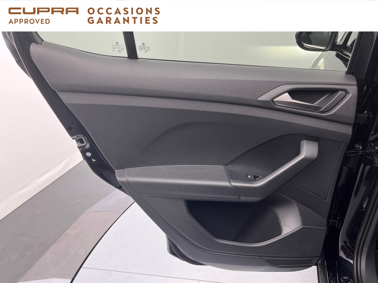 Voitures occasions VOLKSWAGEN T-CROSS R-Line Orvault