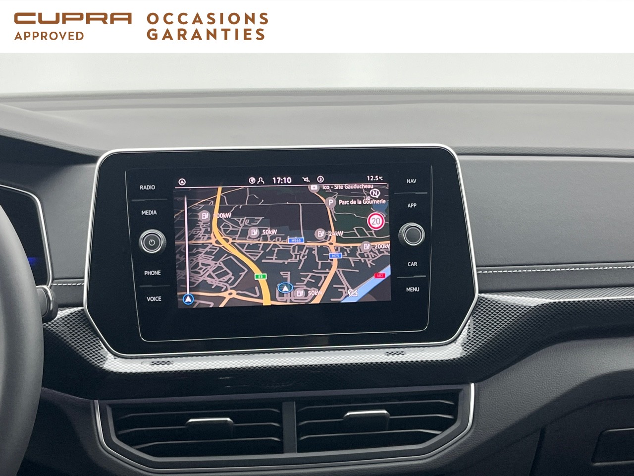 Voitures occasions VOLKSWAGEN T-CROSS R-Line Orvault