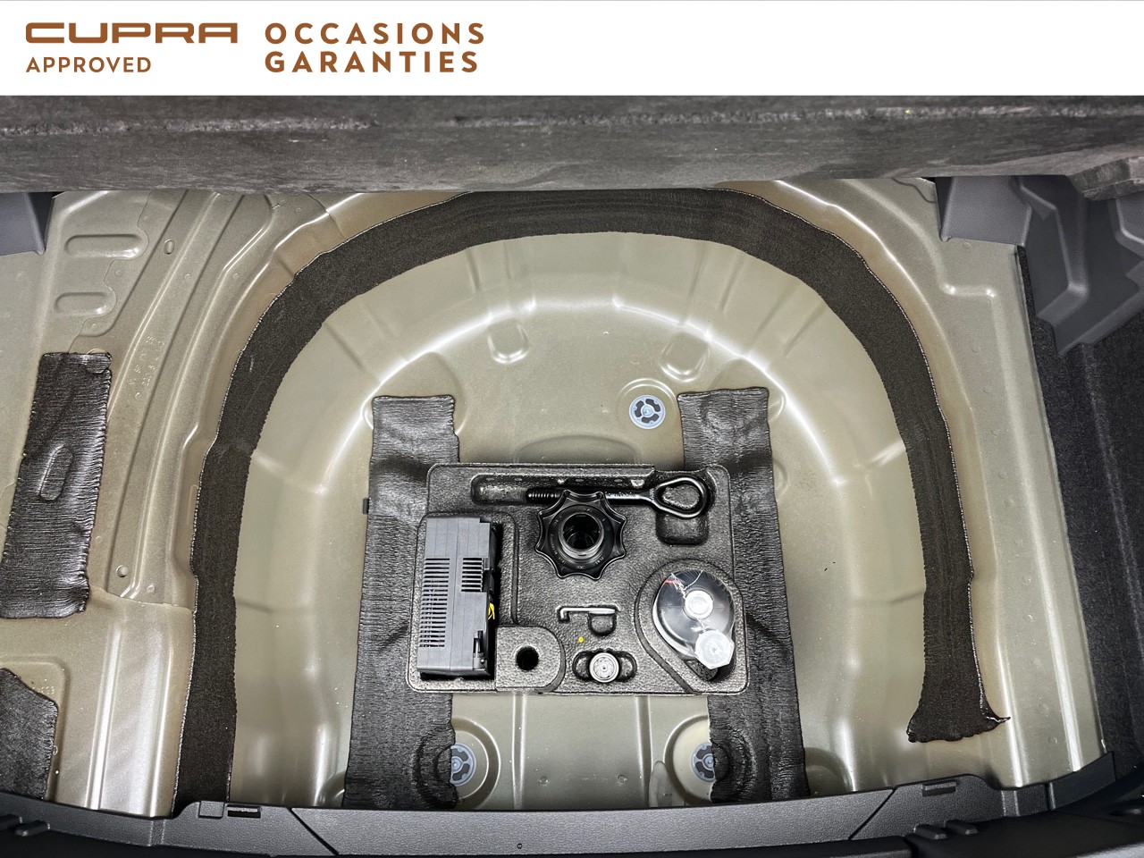 Voitures occasions VOLKSWAGEN T-CROSS R-Line Orvault