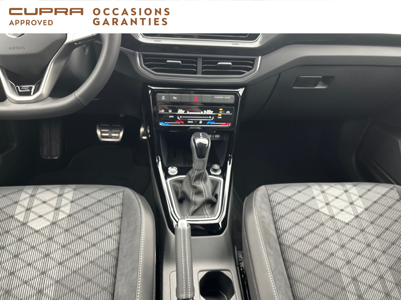 Voitures occasions VOLKSWAGEN T-CROSS R-Line Orvault