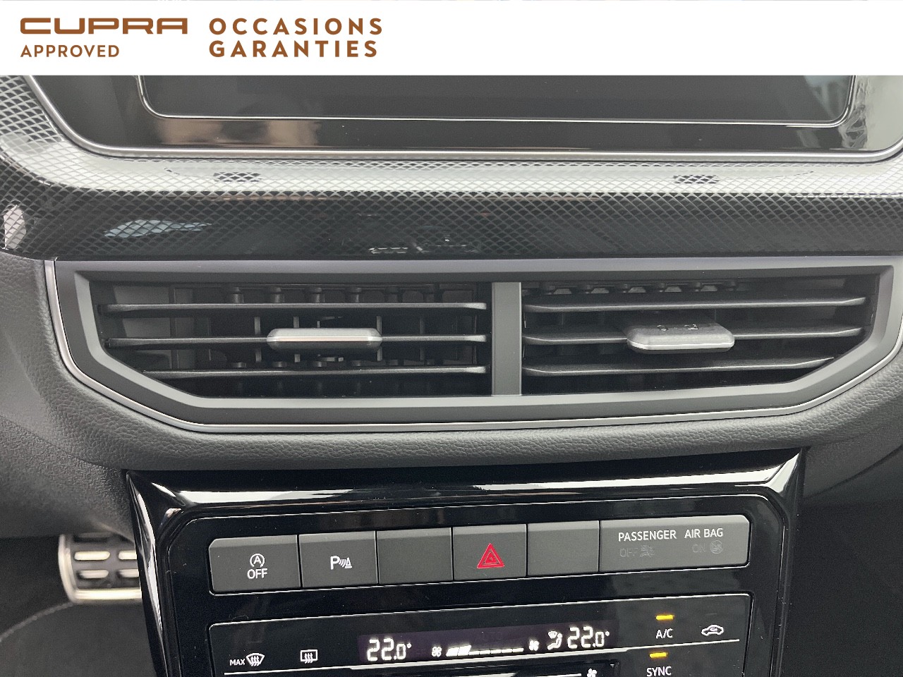 Voitures occasions VOLKSWAGEN T-CROSS R-Line Orvault