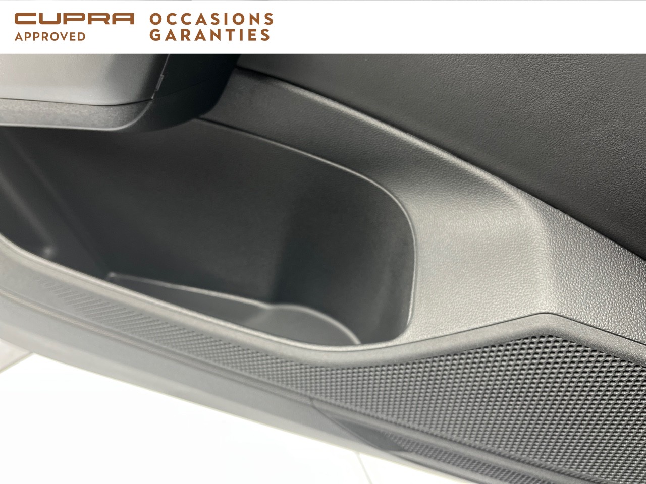 Voitures occasions VOLKSWAGEN T-CROSS R-Line Orvault