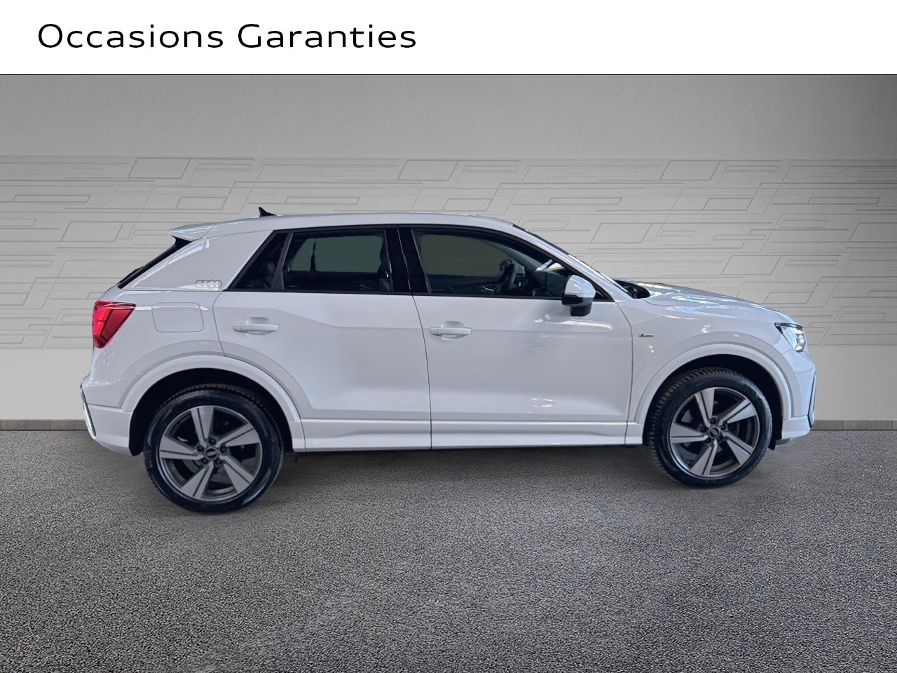 Voitures occasions Audi Q2 Advanced Clermont-Ferrand