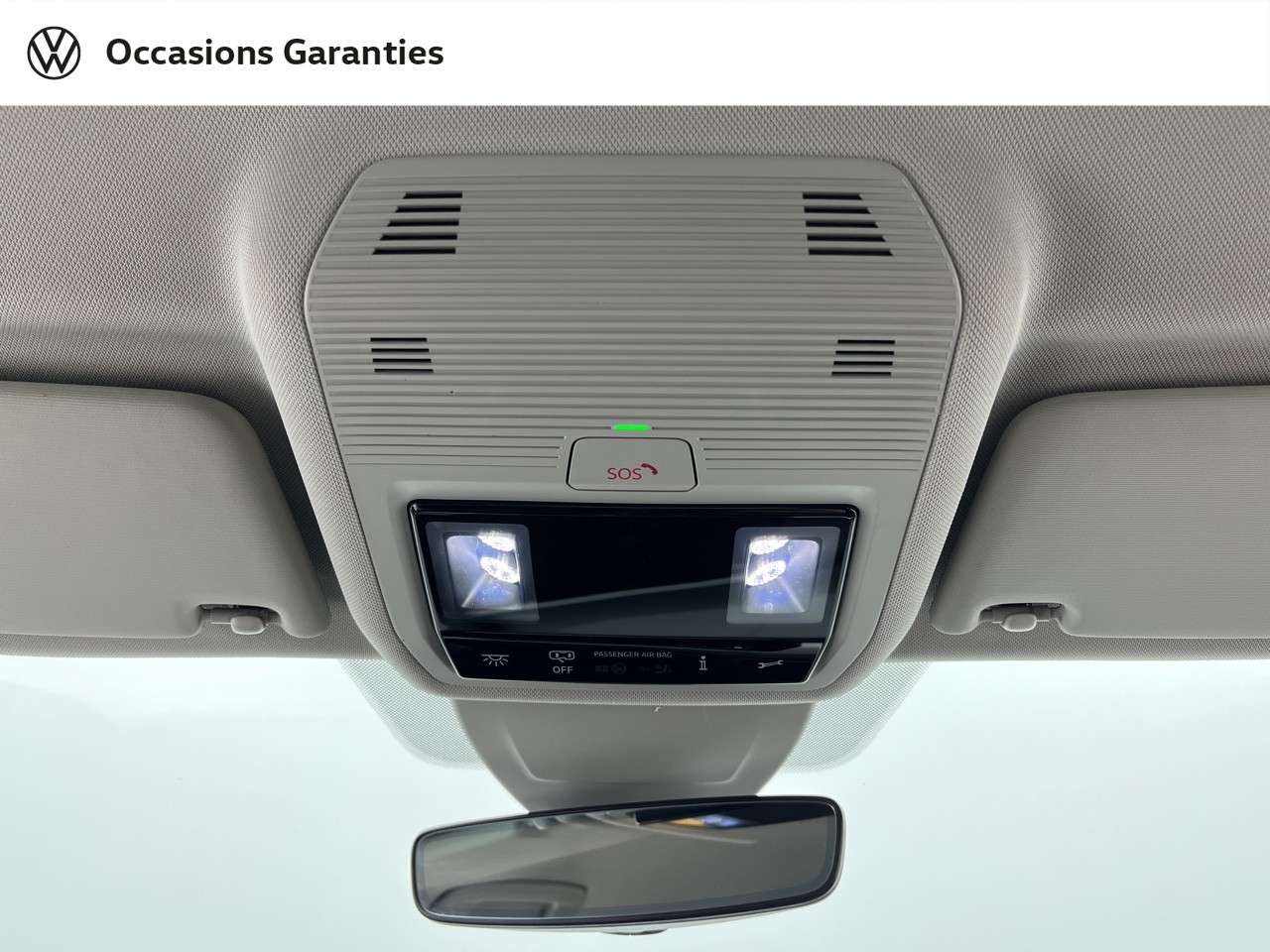 Voitures occasions VOLKSWAGEN GOLF Life 1st Orvault
