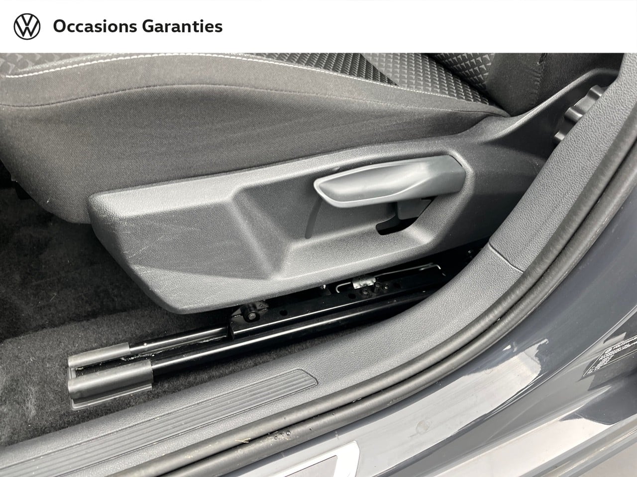 Voitures occasions VOLKSWAGEN POLO Active Orvault