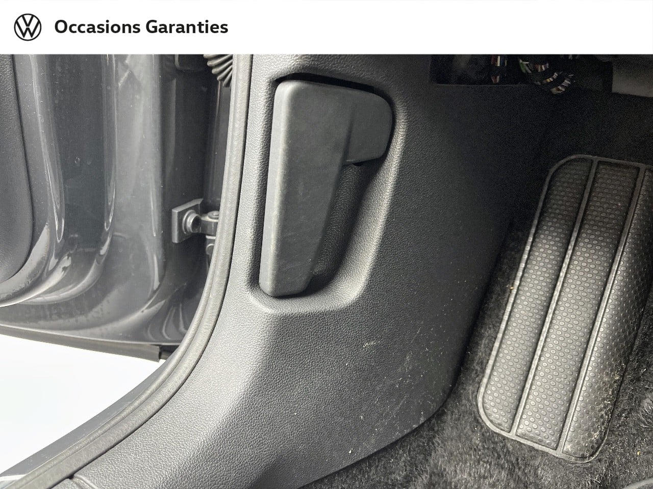 Voitures occasions VOLKSWAGEN POLO Active Orvault