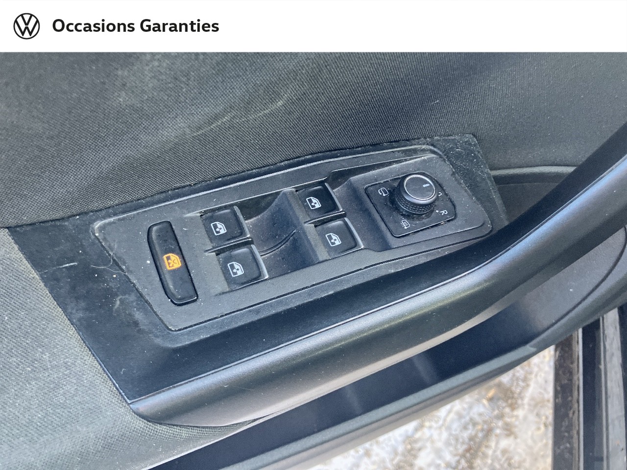 Voitures occasions VOLKSWAGEN T-ROC Active Villeneuve-d'Ascq