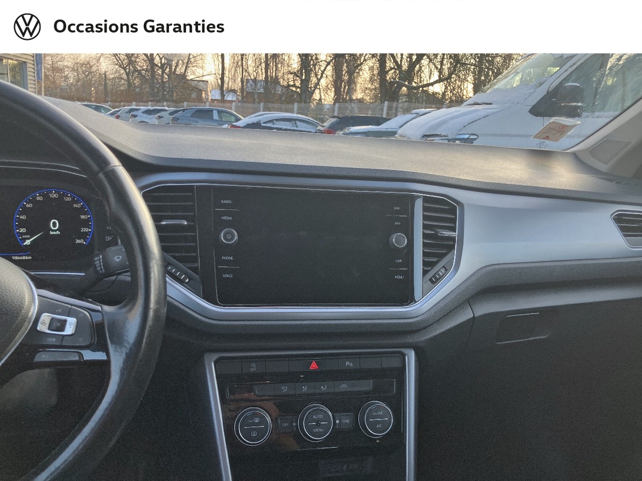 Voitures occasions VOLKSWAGEN T-ROC Active Villeneuve-d'Ascq