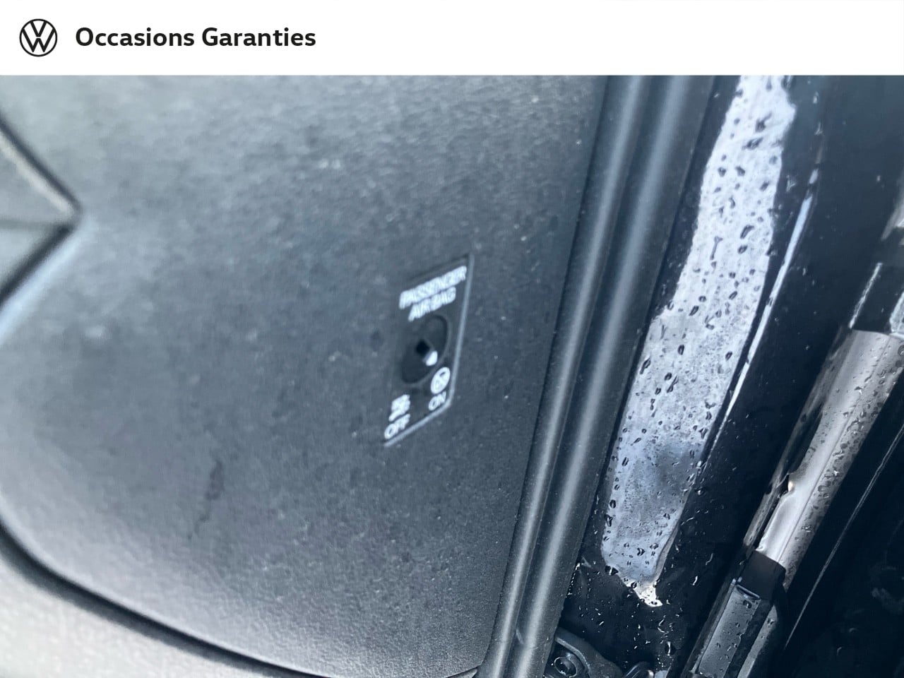 Voitures occasions VOLKSWAGEN T-ROC Active Villeneuve-d'Ascq