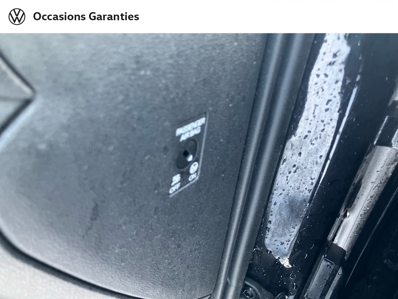 Voitures occasions VOLKSWAGEN T-ROC Active Villeneuve-d'Ascq