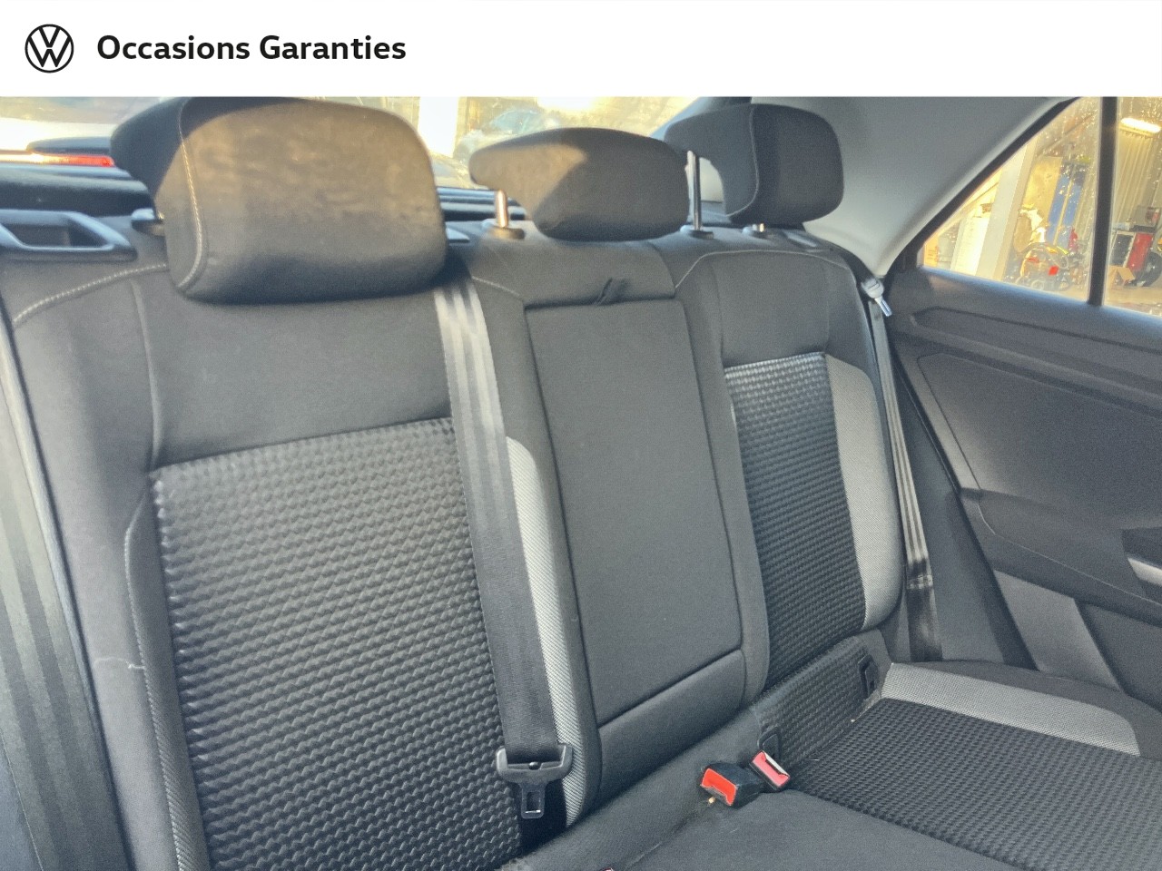 Voitures occasions VOLKSWAGEN T-ROC Active Villeneuve-d'Ascq