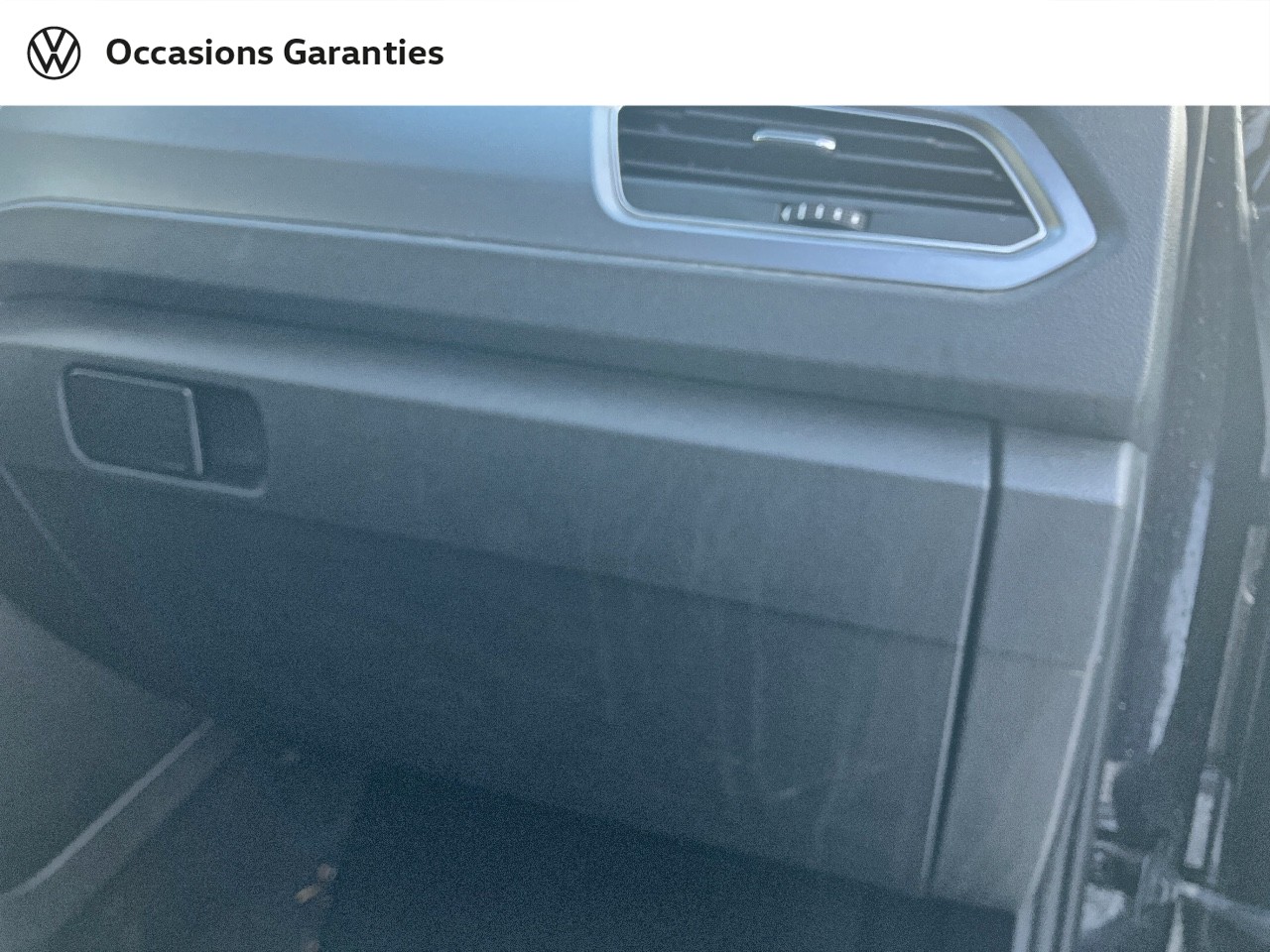 Voitures occasions VOLKSWAGEN T-ROC Active Villeneuve-d'Ascq