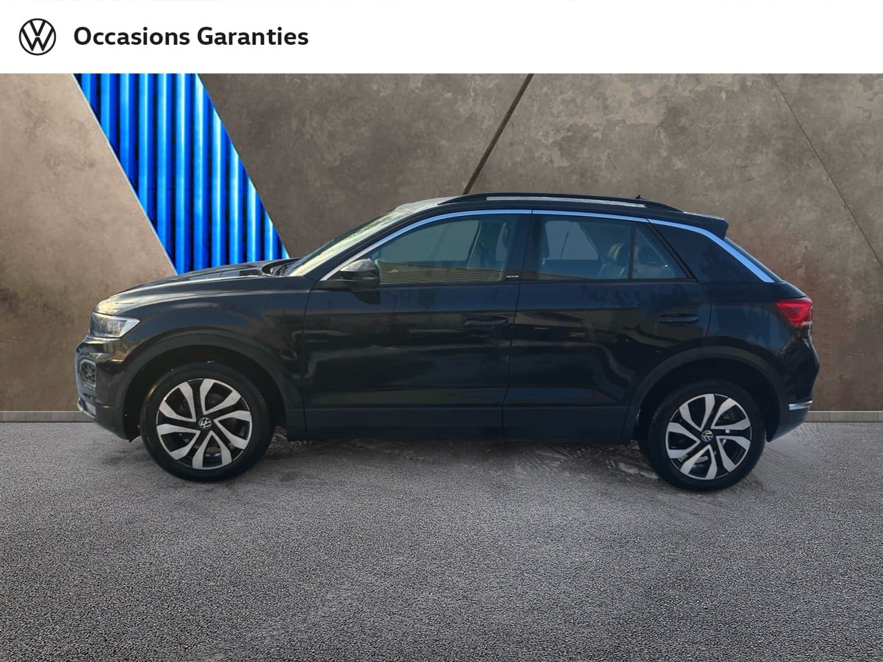 Voitures occasions VOLKSWAGEN T-ROC Active Villeneuve-d'Ascq
