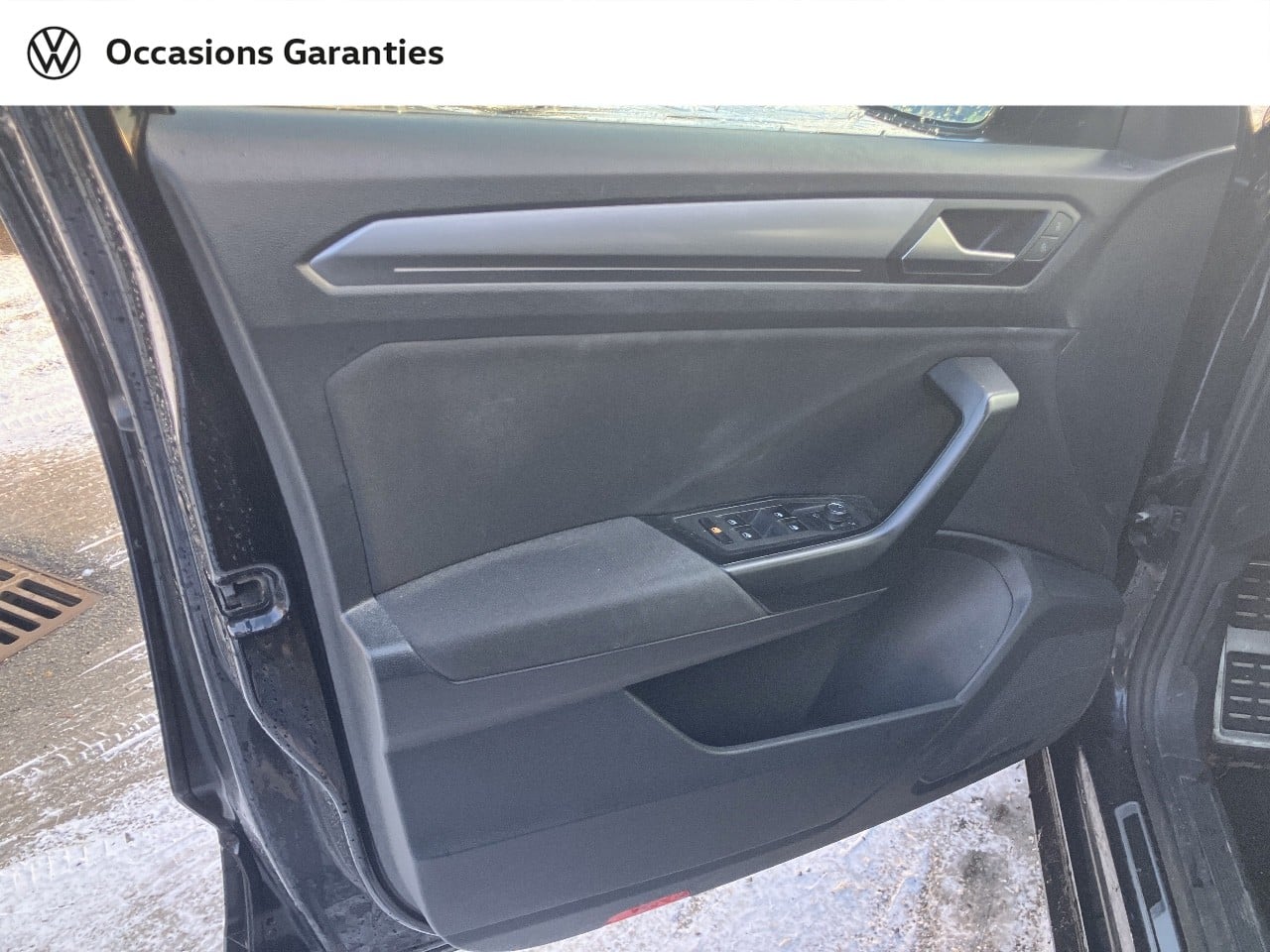 Voitures occasions VOLKSWAGEN T-ROC Active Villeneuve-d'Ascq