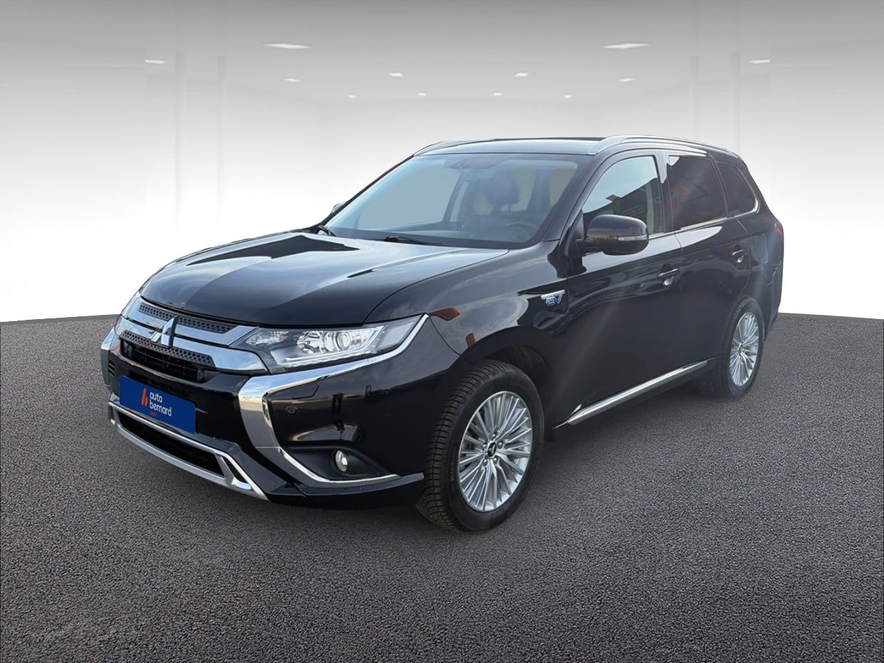 PHEV Twin Motor Invite 4WD