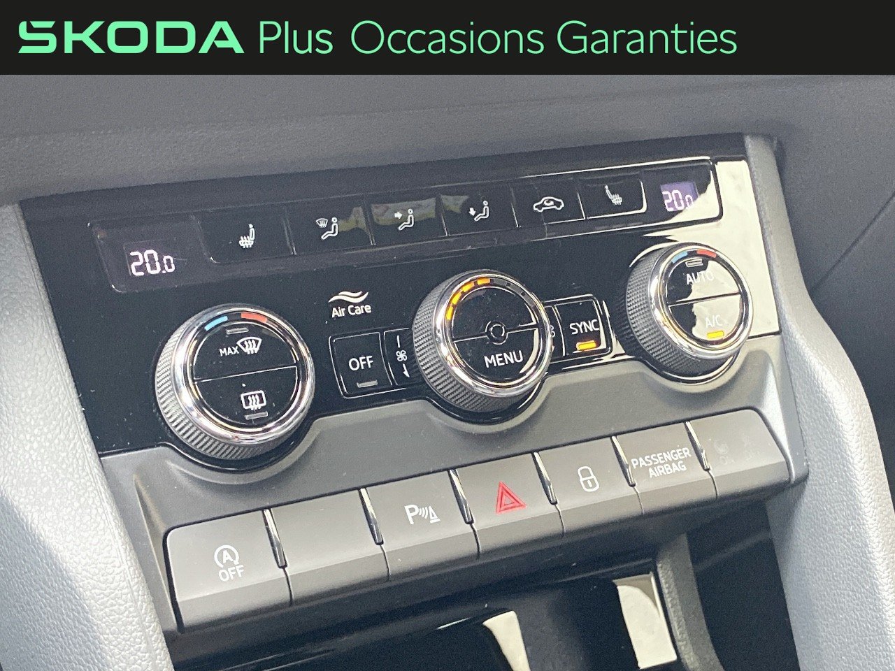 Voitures occasions ŠKODA KAROQ Sportline Villemomble