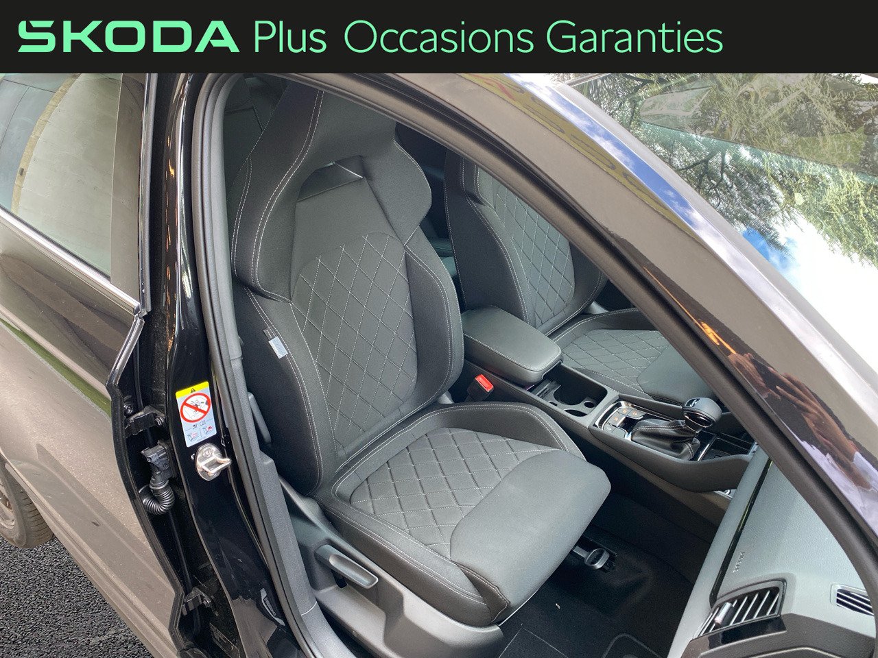 Voitures occasions ŠKODA KAROQ Sportline Villemomble