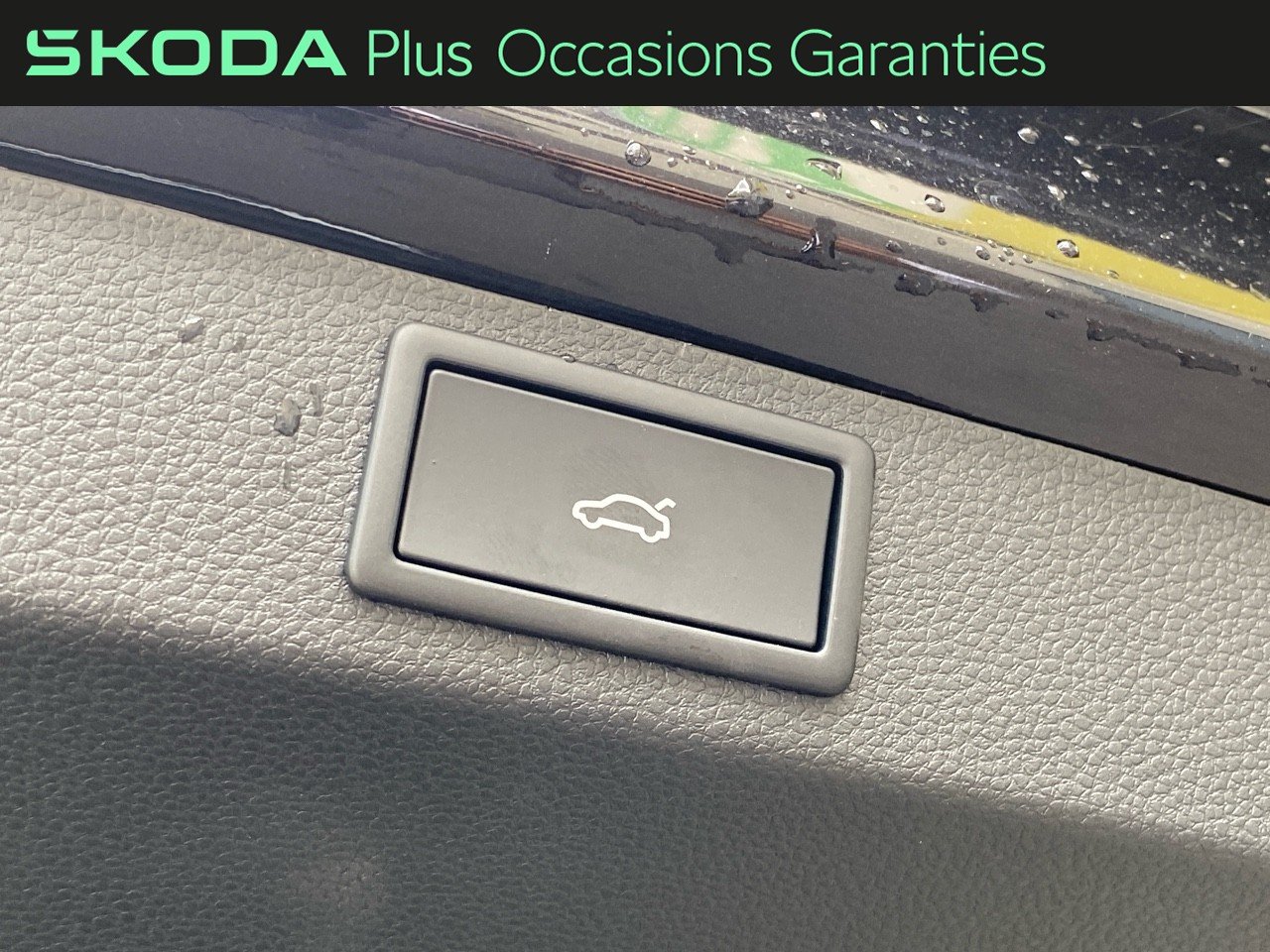 Voitures occasions ŠKODA KAROQ Sportline Villemomble