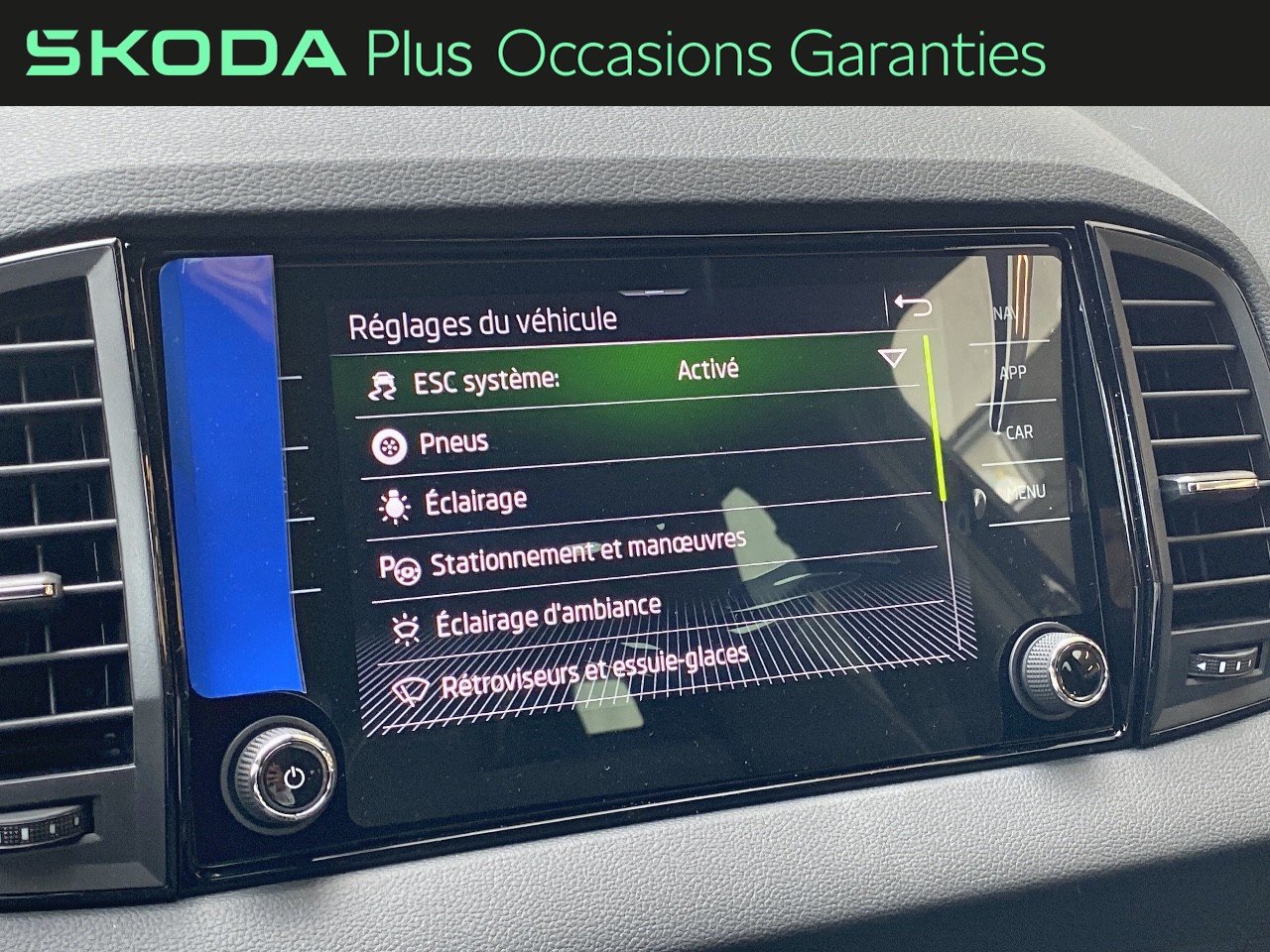 Voitures occasions ŠKODA KAROQ Sportline Villemomble