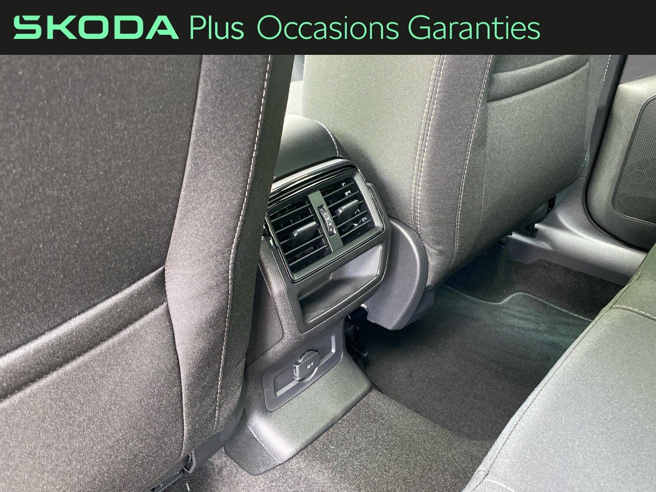 Voitures occasions ŠKODA KAROQ Sportline Villemomble