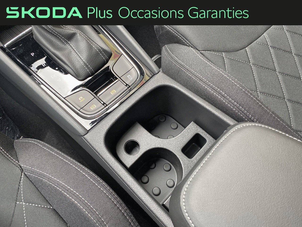 Voitures occasions ŠKODA KAROQ Sportline Villemomble