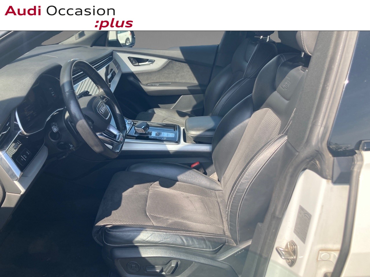 Voitures occasions Audi Q8 S line Lille