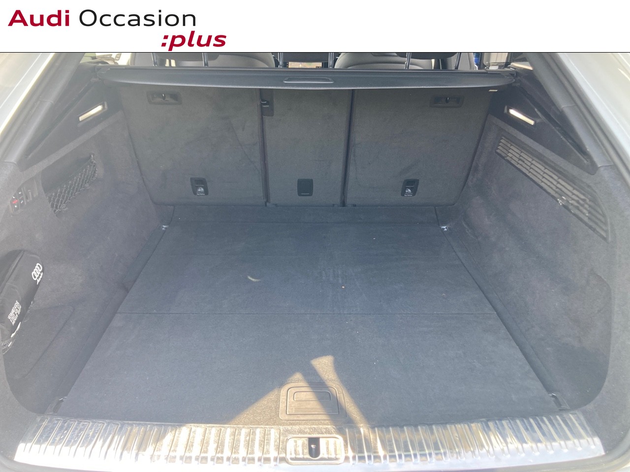 Voitures occasions Audi Q8 S line Lille