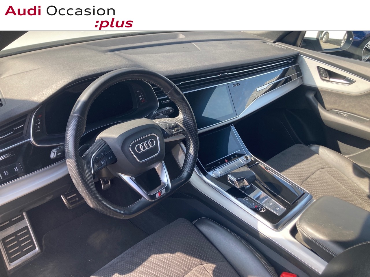 Voitures occasions Audi Q8 S line Lille