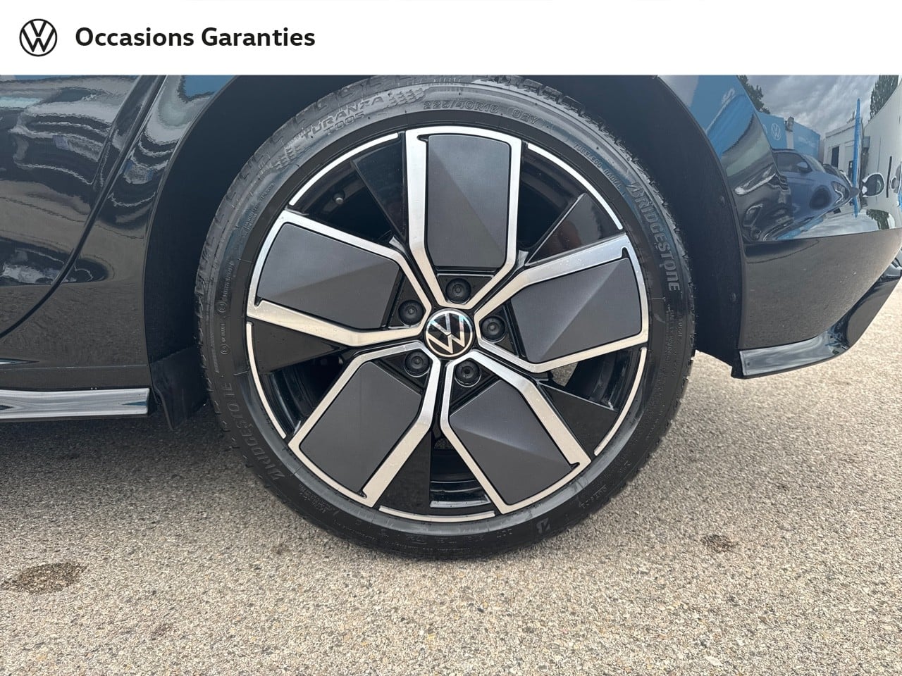 Voitures occasions VOLKSWAGEN GOLF R-Line Mougins