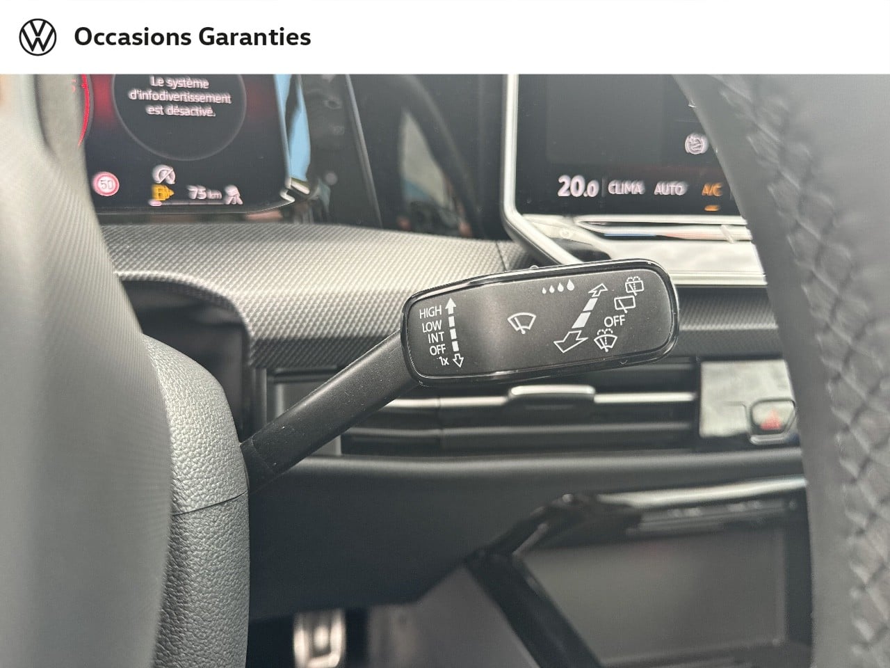 Voitures occasions VOLKSWAGEN GOLF R-Line Mougins