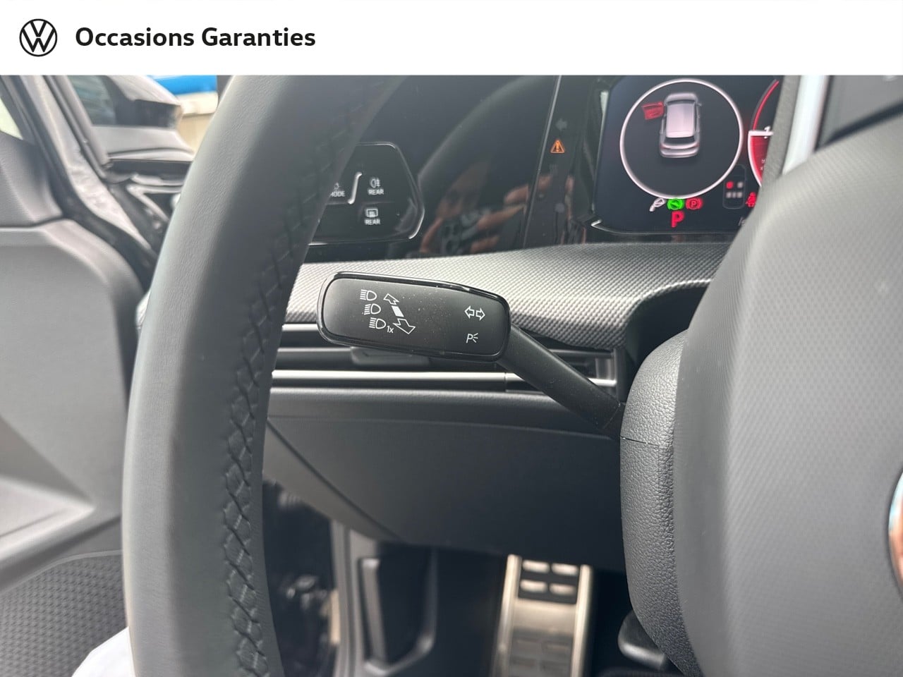 Voitures occasions VOLKSWAGEN GOLF R-Line Mougins